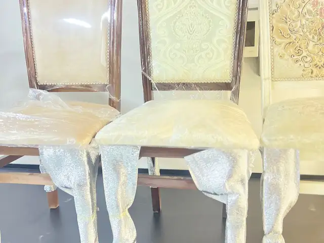 Стул, Душанбе