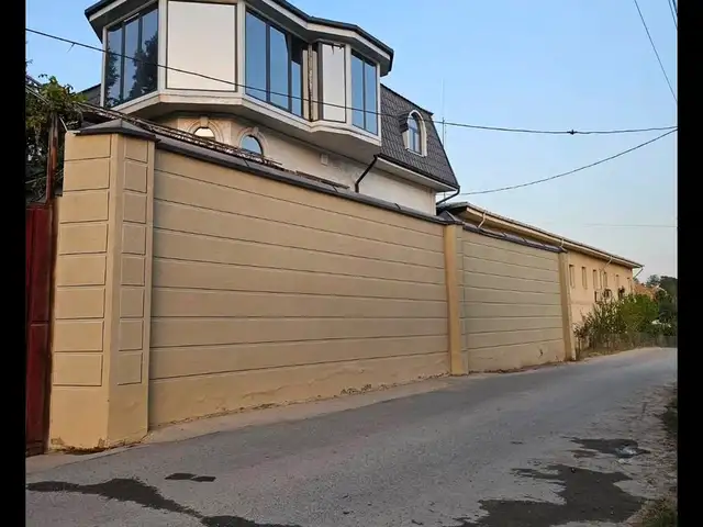 3-этажный, 6 комнатный дом, 221 м², сино, Душанбе