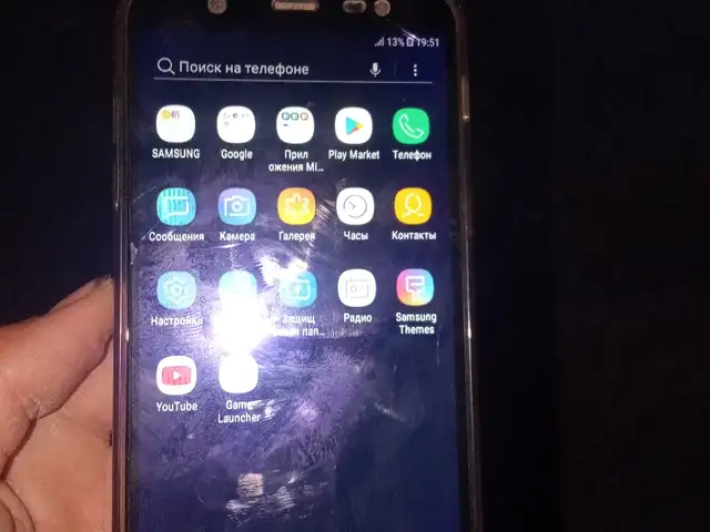 Samsung Galaxy J8, Истаравшан