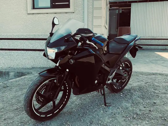 Мотоцикл honda cbr 125r, Худжанд