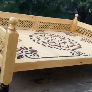 Тапчан, Душанбе
