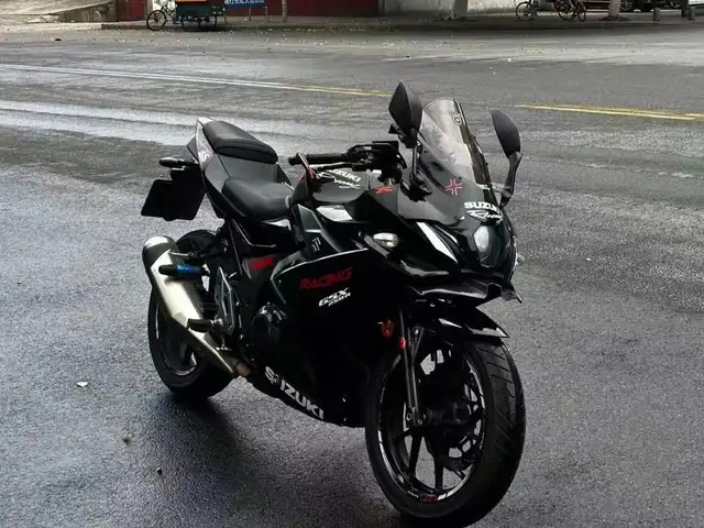 Мотоцикл Suzuki gsx 250, Душанбе
