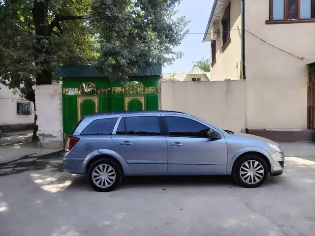 Opel Astra H