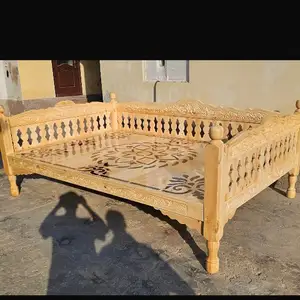 Тапчан, Душанбе