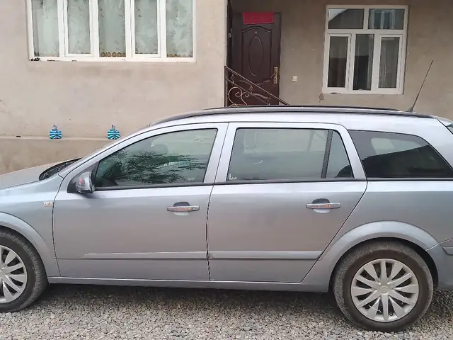 Opel Astra H