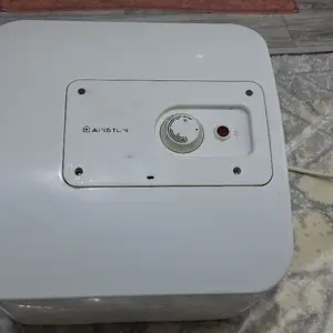 Водонагреватель Ariston 20л на запчасти, Душанбе