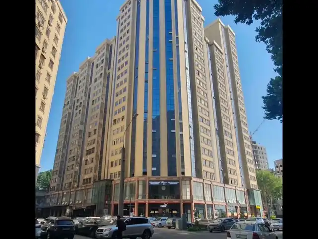 3-комн. квартира, 10 этаж, 133м², Сомони, Душанбе