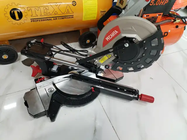 Торцовочная пила 2200w, Душанбе