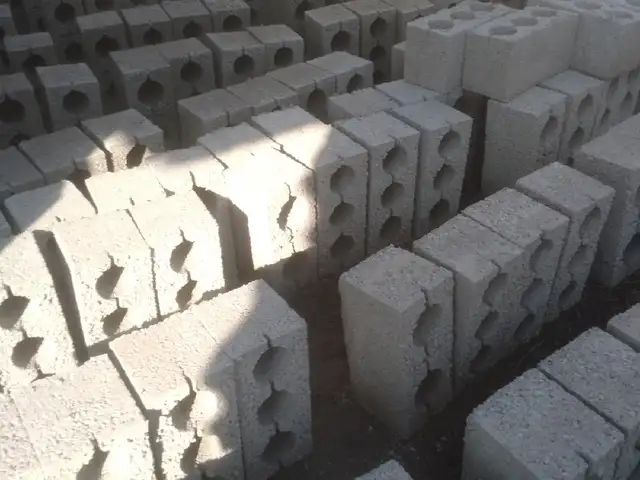 Цементные блоки, Душанбе