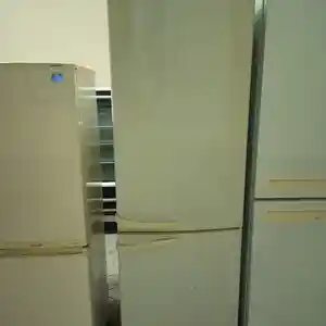 Двухкамерный холодильник, Конибодом