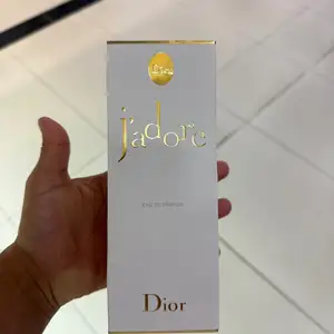 Парфюм jadore, Душанбе