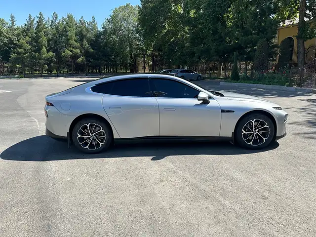 Xpeng P7, 2024, Душанбе - 2