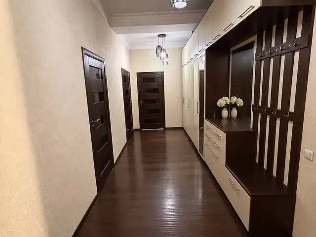 3-комн. квартира, 14 этаж, 106 м², Шохмансур, Душанбе