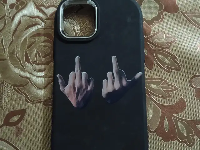 Чехол для iPhone, Хуҷанд