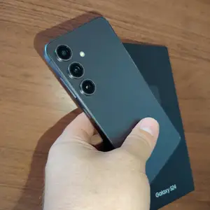 Samsung Galaxy S24 8/256 Duos Dubai, Худжанд