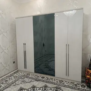 Спальный гарнитур, Джаббор Расулов