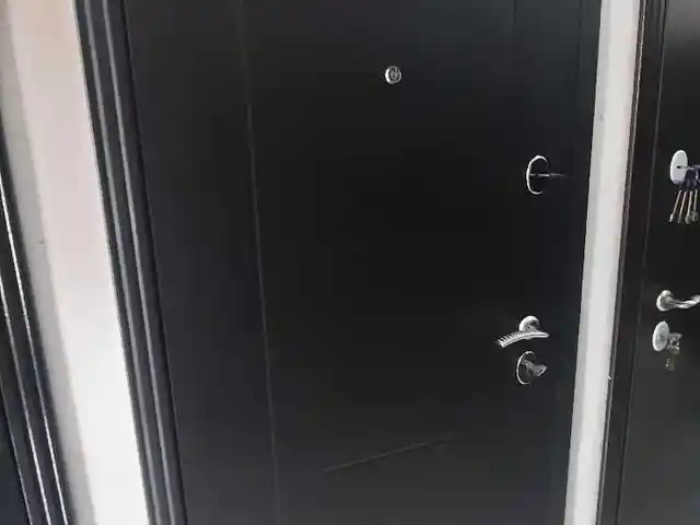 Железная дверь, Душанбе