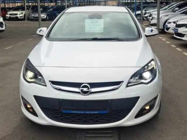 Opel Astra J