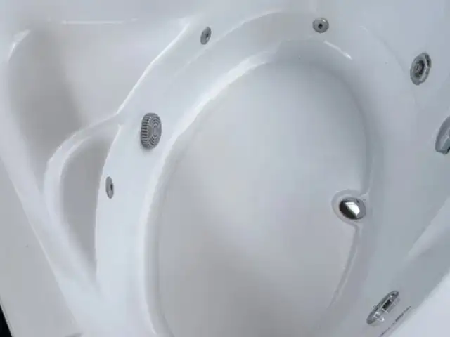 Джакузи, Худжанд