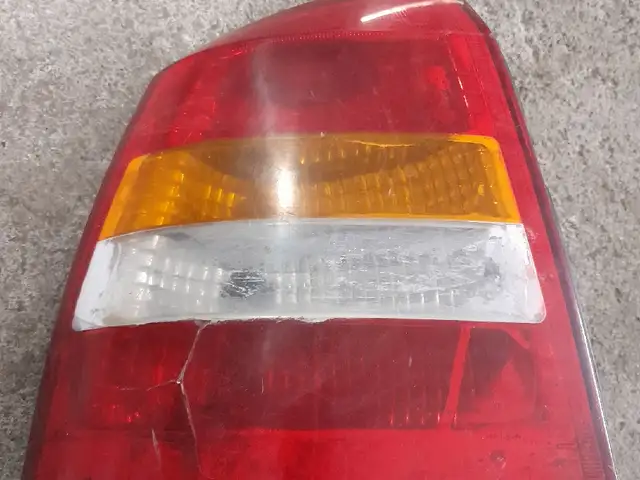 Задняя левая фара на Ореl Astra G, Худжанд