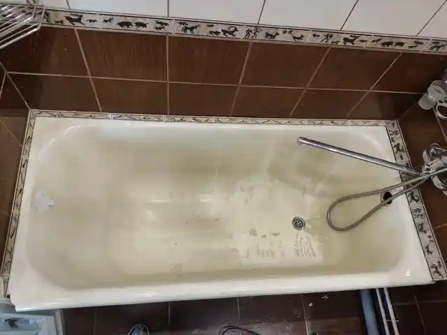 Реставрация старых ванн жидким акрилом, Худжанд