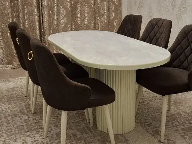 Стол и стулья, Душанбе