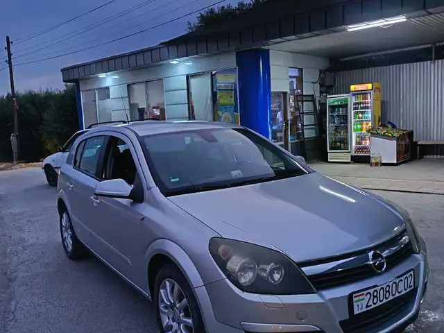 Opel Astra H