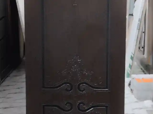 Дверь, Душанбе