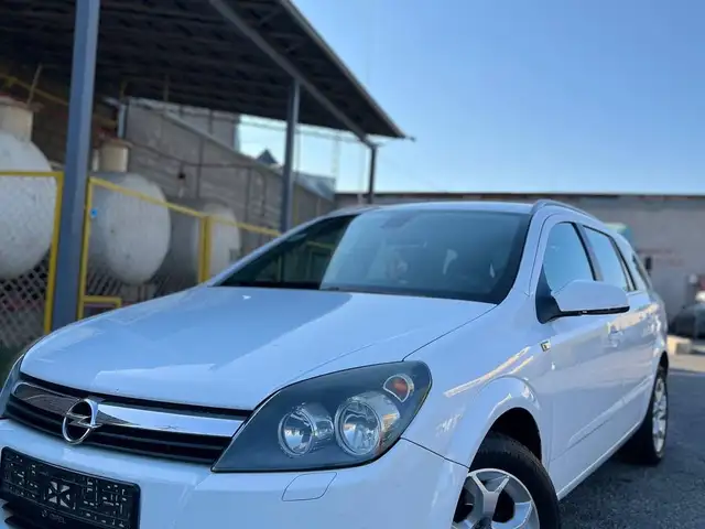 Opel Astra H