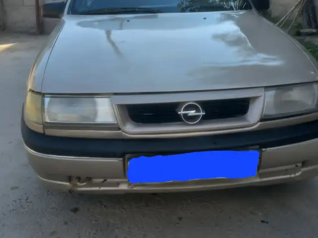 Opel Vectra A, 1989, Исфара - 3