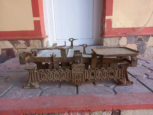 Весы, Хуҷанд