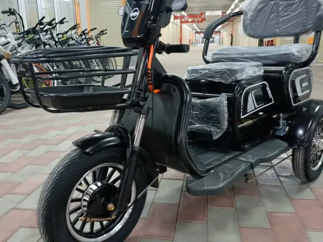 Трёхколёсный скутер, Душанбе