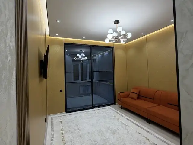 2-комн. квартира, 10 этаж, 70м², 82, Душанбе