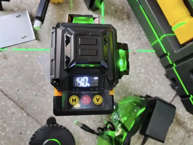 Лазерный уровень DeWALT, Душанбе