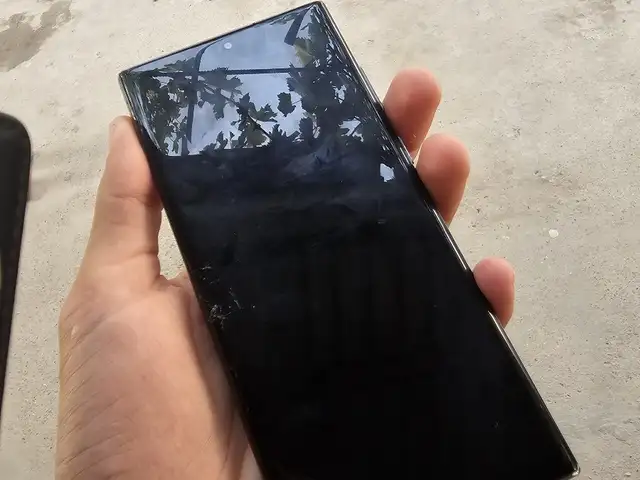 Samsung Galaxy S22 Ultra, Душанбе