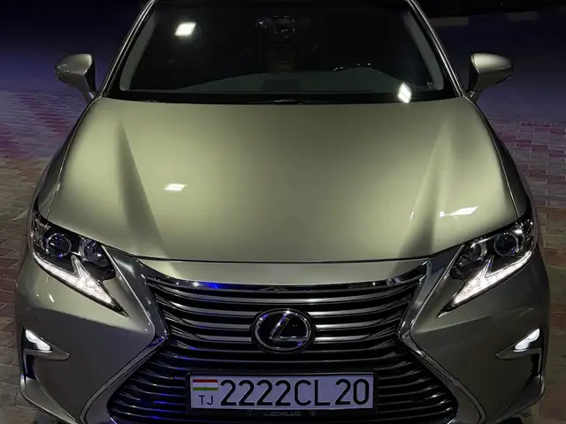 Lexus ES series