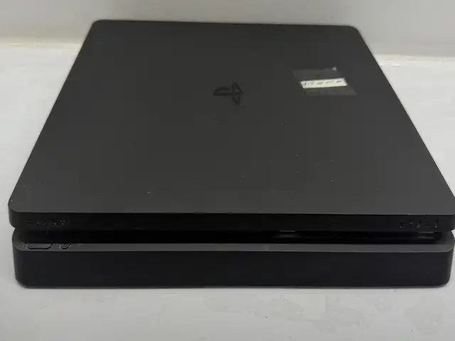 Игровая приставка Sony PlayStation 4 slim, Душанбе