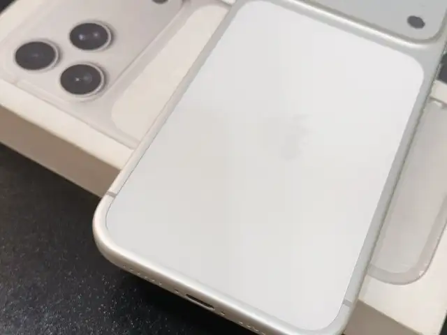 Apple iPhone 17 Pro Max, 256 gb, Silver, Душанбе