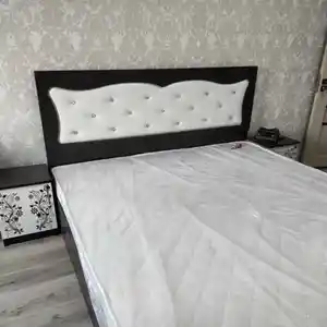 Кровать Лола, Душанбе