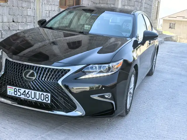 Lexus ES series