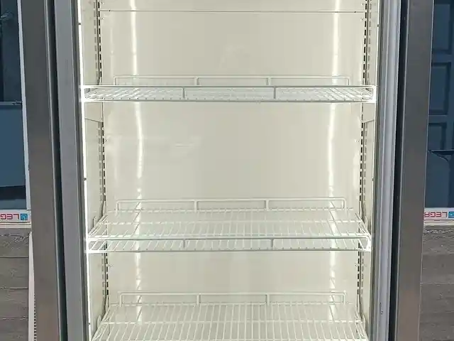 Холодильник витринный, Худжанд