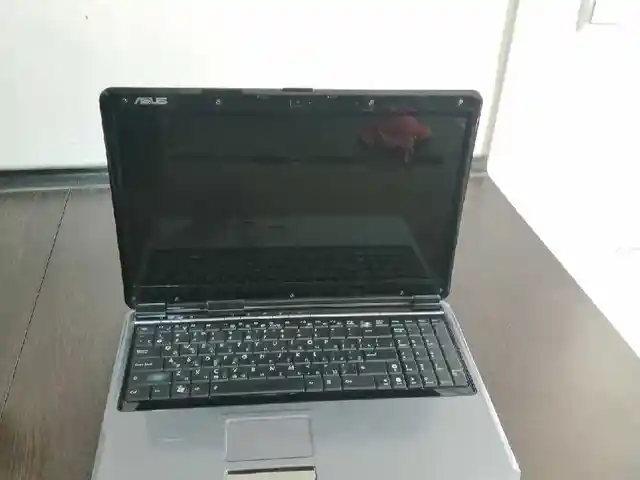 Ноутбук ASUS PRO61Z на запчасти, Хуҷанд