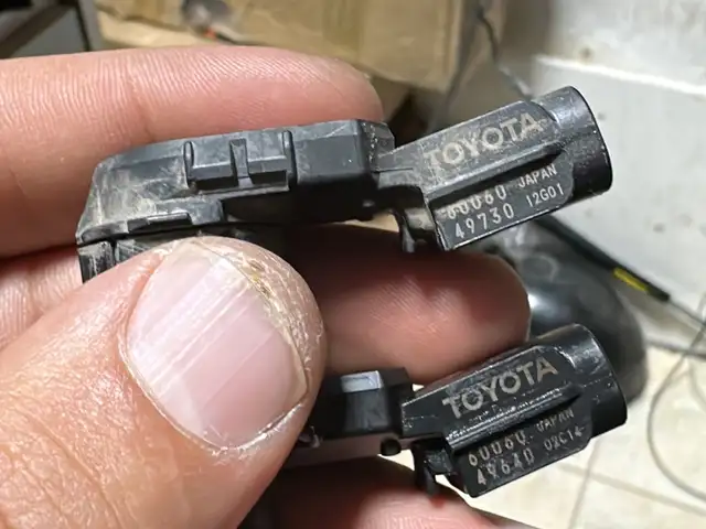 Боковой передний датчик парковки на Toyota, Душанбе