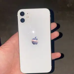 Apple iPhone 11, 128 gb, White, Исфара