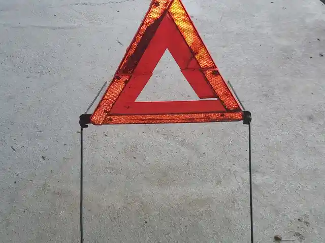 Аварийный Знак, Душанбе
