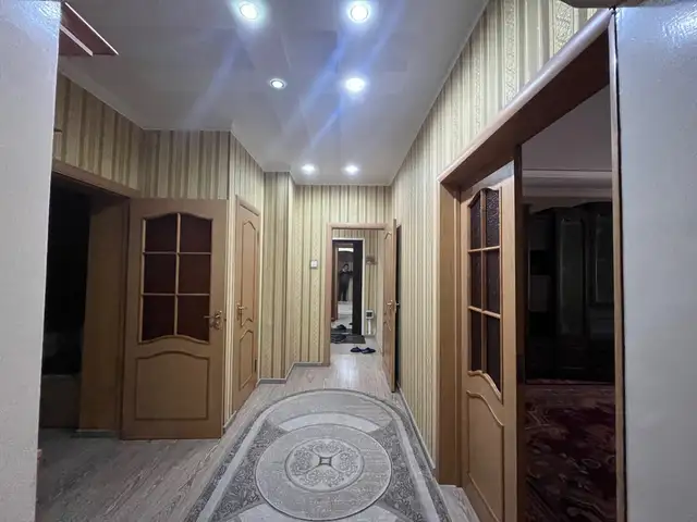 4-комн. квартира, 1 этаж, 100м², Шелкокомбинат, Хуҷанд