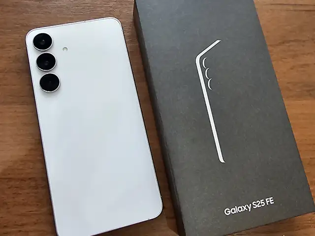 Samsung Galaxy S25Fe 256gb Carea 2sim 5G, Худжанд