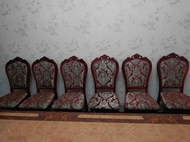 Стулья, Хуҷанд