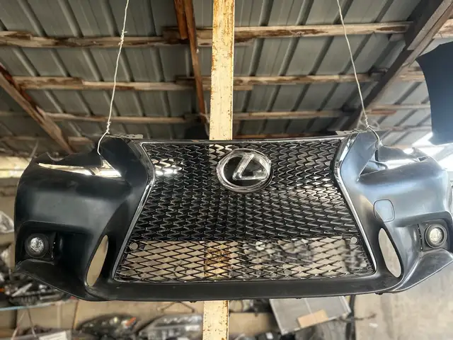 Бампер на lexus is 2015, Душанбе