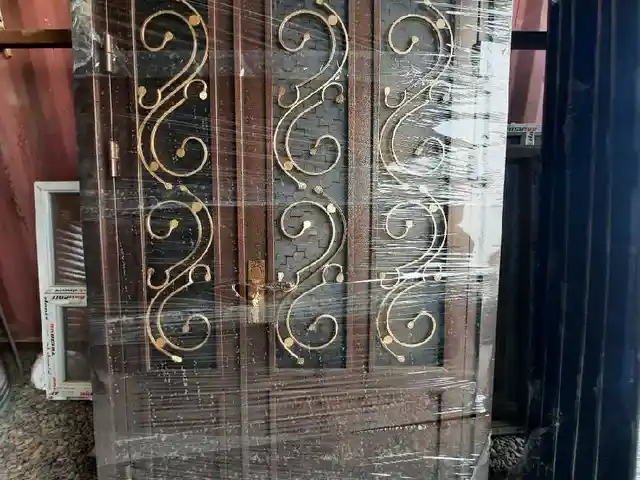 Дверь 2х110, Душанбе
